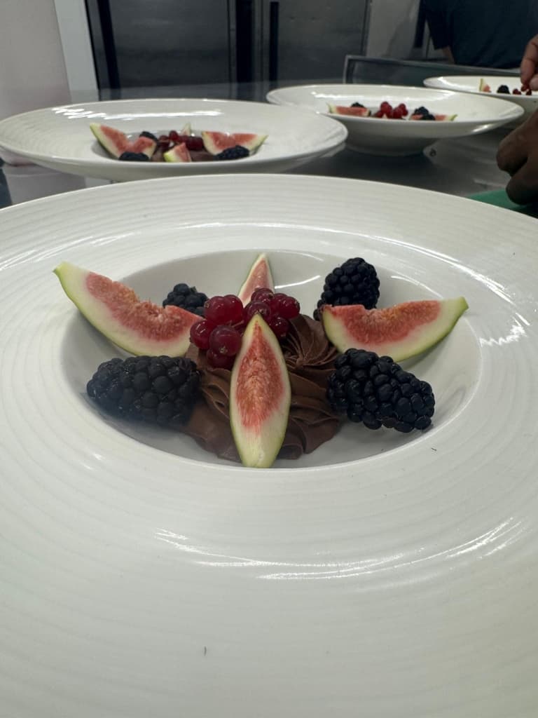 Chocolate mousse with fresh figs