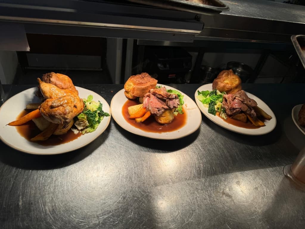 Sunday roast plates